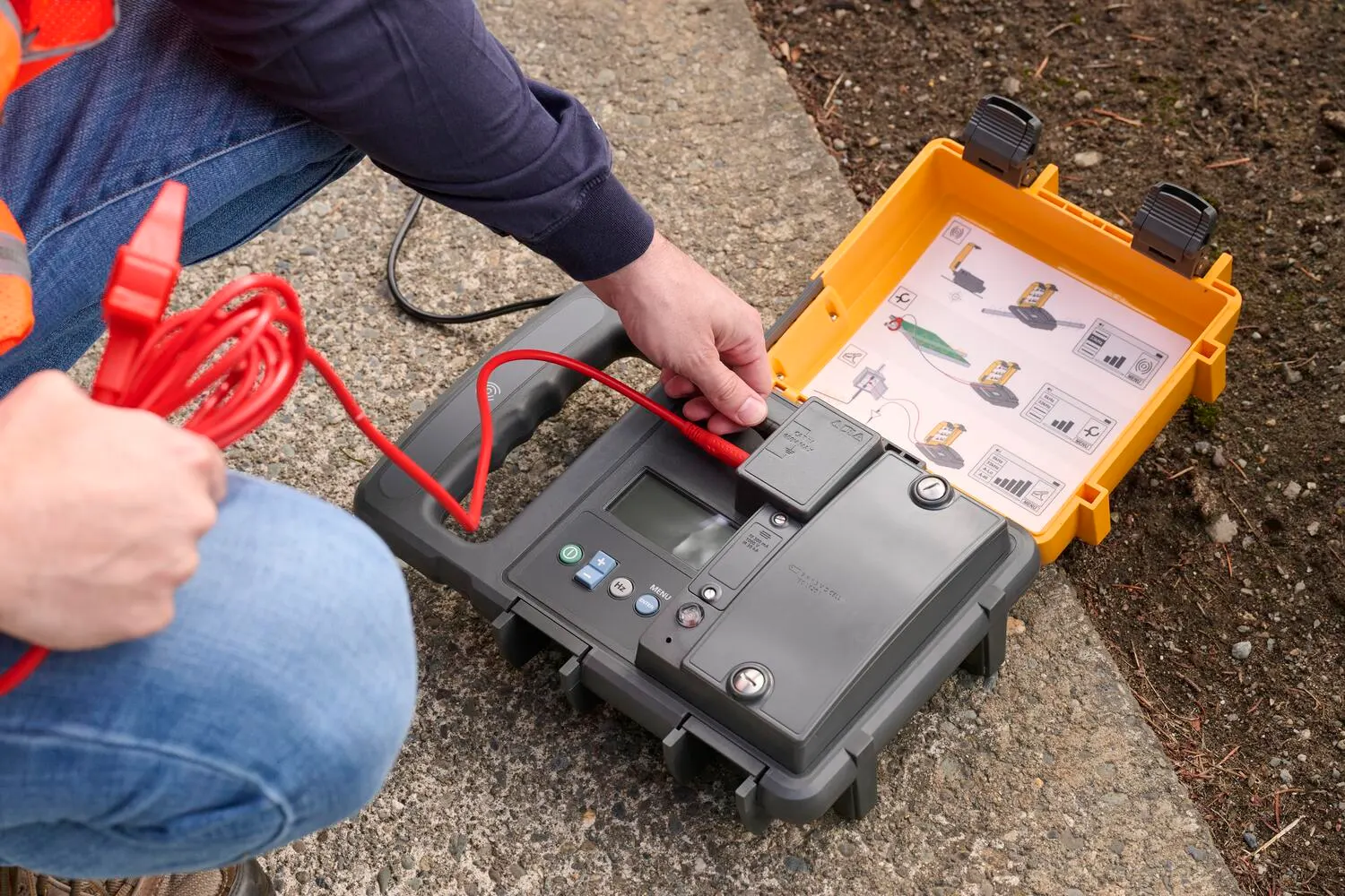 Fluke launches connected utility locator
