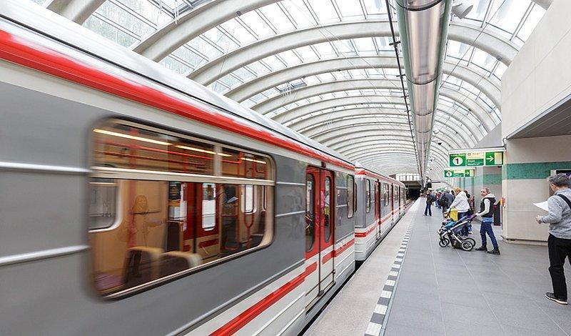 Prague signs next Metro D contract