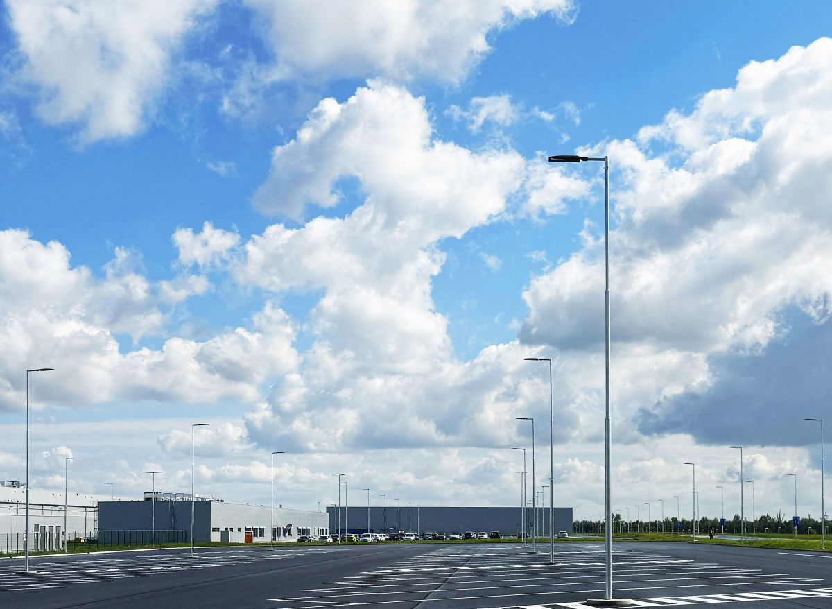 Gridarch completes BMW logistics campus in Ostrava Gridarch completes BMW logistics campus in Ostrava