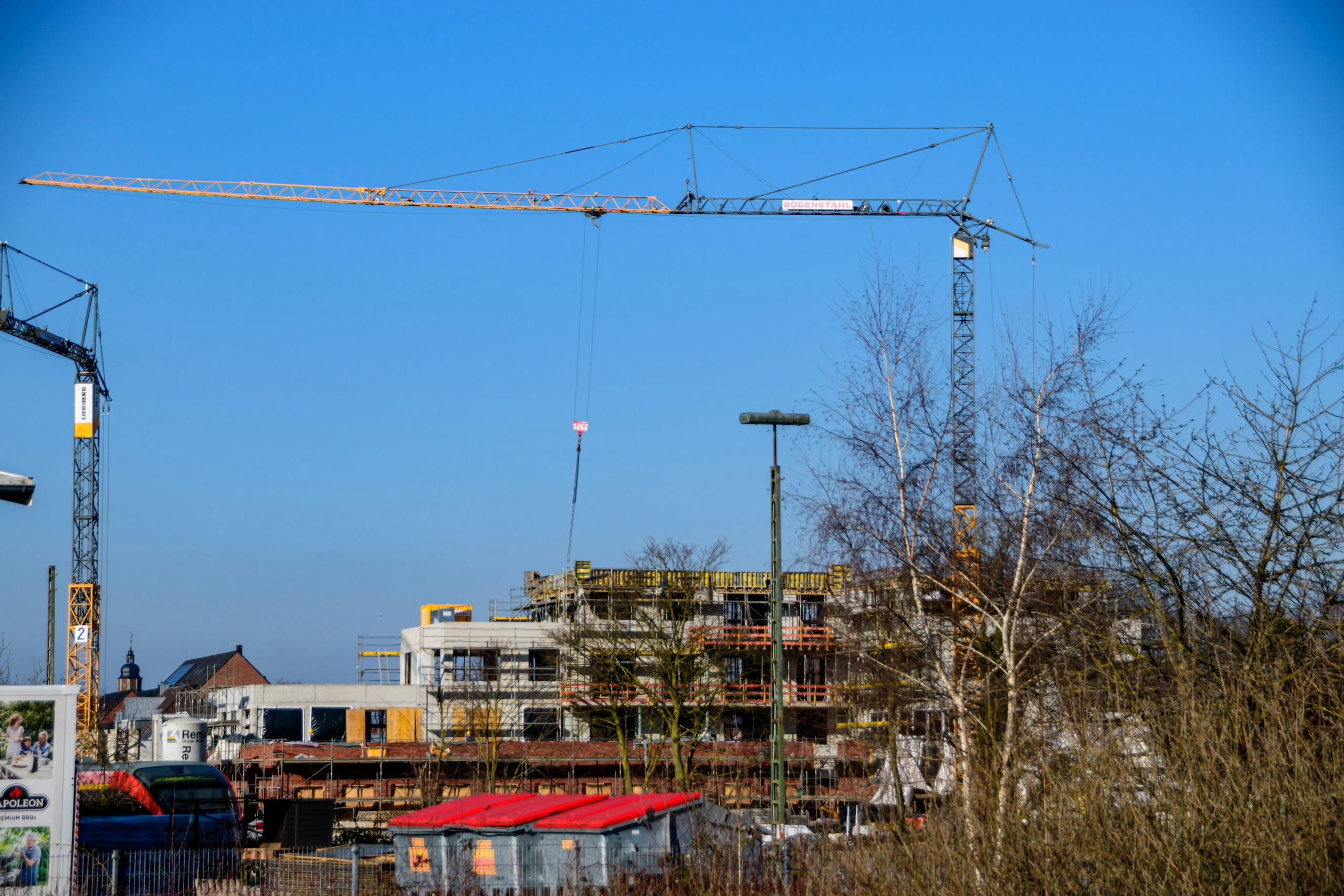 Universal appoints first contractors for Bedford resort
