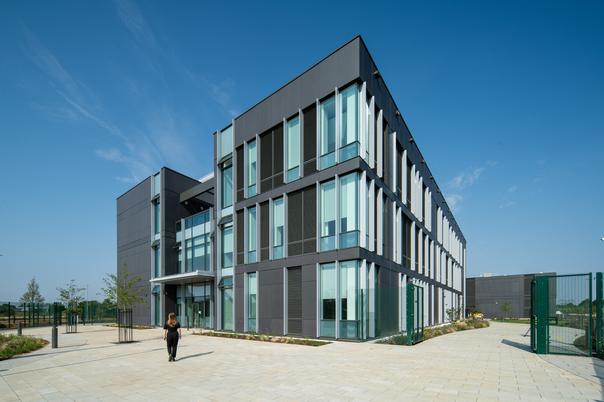 Pick Everard details completed £34m Bicester forensics centre