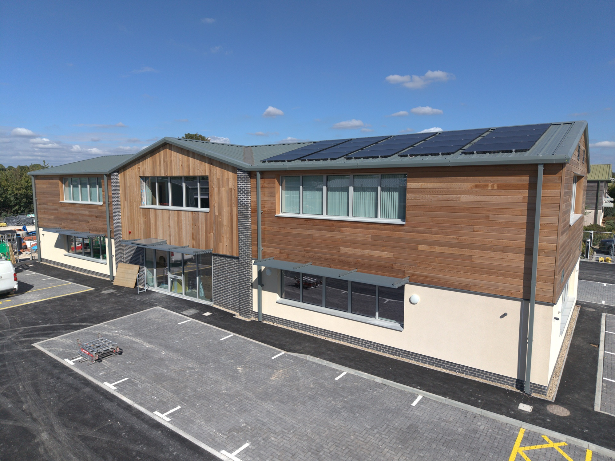 Stepnell completes first Hazeley Enterprise Park units