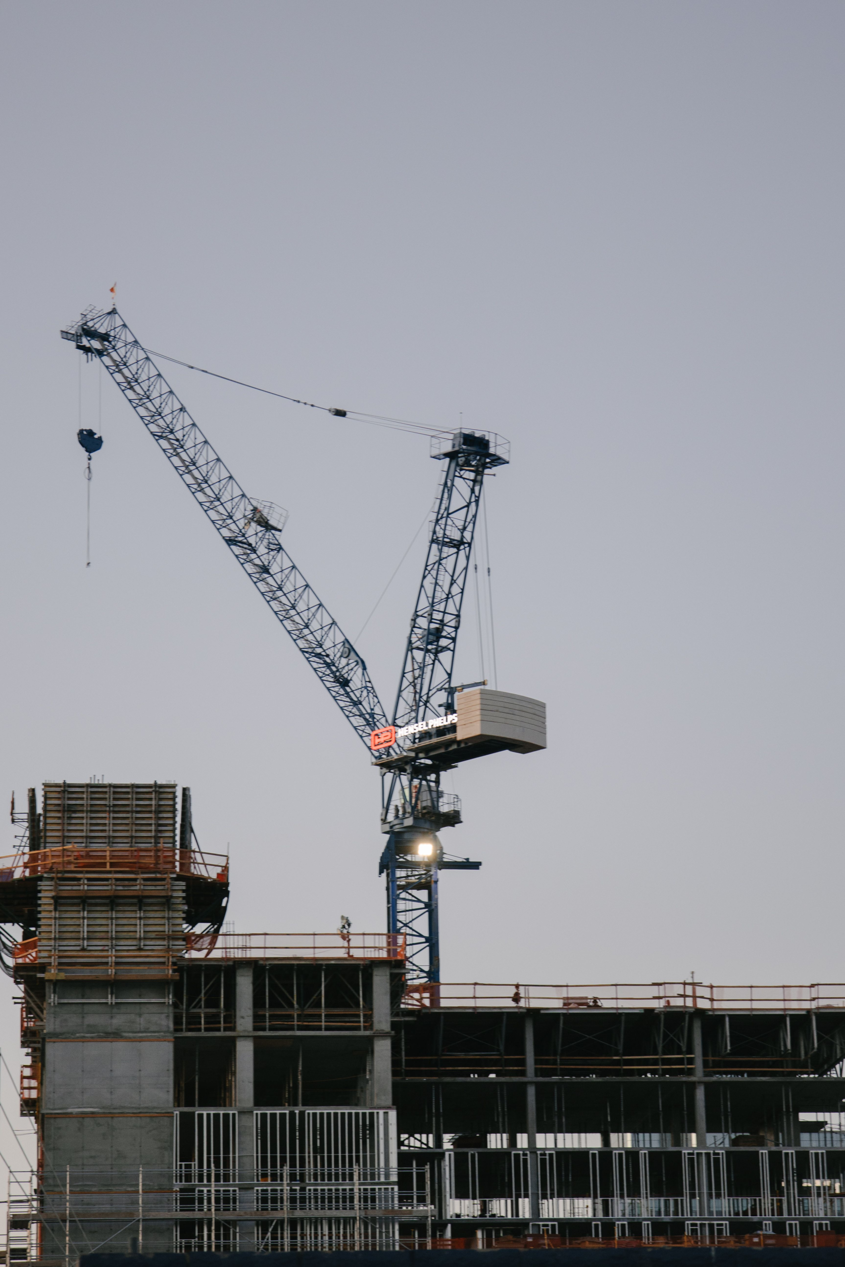 Glenbrook Manchester tower clears Gateway 2 Glenbrook Manchester tower clears Gateway 2